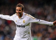 开云棋牌平台-年度焦点之战之夜，哈利伯顿带队取胜