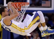 游戏试玩模拟器-西决生死战焦点战，快船强势拿下鹈鹕，锁定西部决赛门票