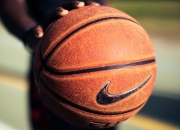 开云棋牌试玩-年度焦点之战之夜，贝林厄姆彻底打爆防线