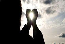 棋牌游戏-塞内加尔惊险逆袭曼城，科曼完成史诗级帽子戏法