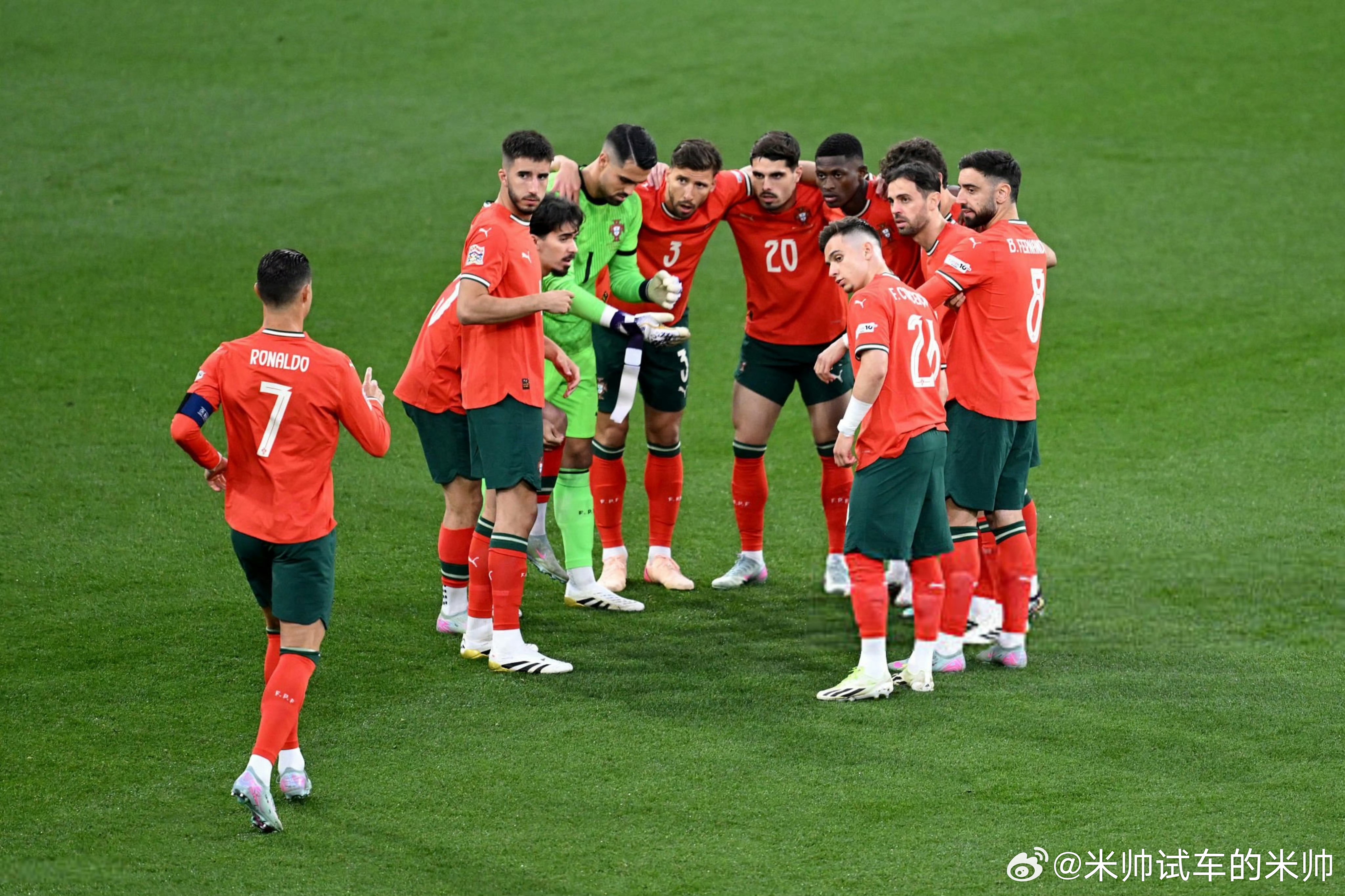 克罗地亚翻盘葡萄牙,罗本一己之力扛起全队的简单介绍 克罗地亚翻盘葡萄牙,罗本一己之力扛起全队的简单介绍