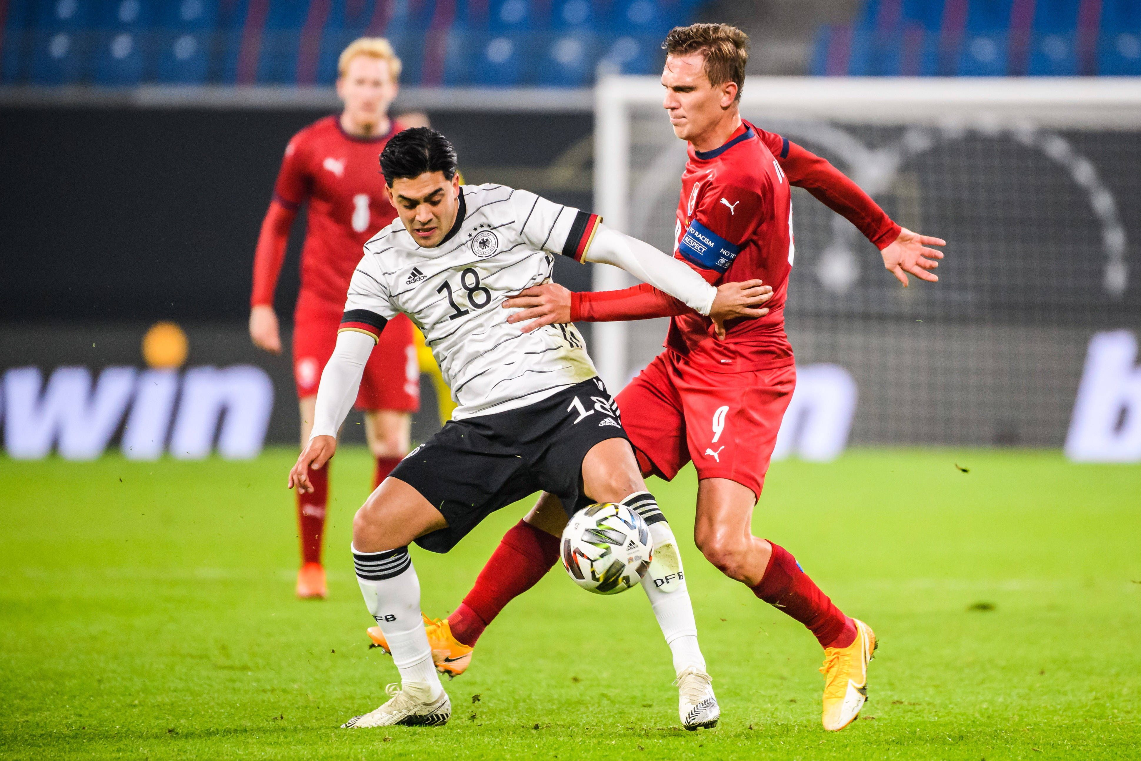 丹麦队在欧洲预选赛中实力战胜对手 丹麦队在欧洲预选赛中实力战胜对手