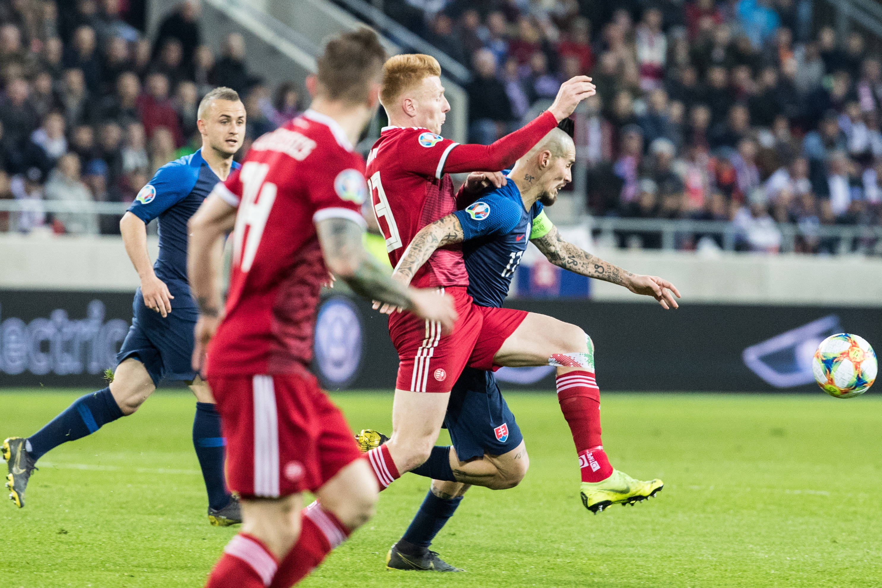 丹麦队在欧洲预选赛中实力战胜对手 丹麦队在欧洲预选赛中实力战胜对手